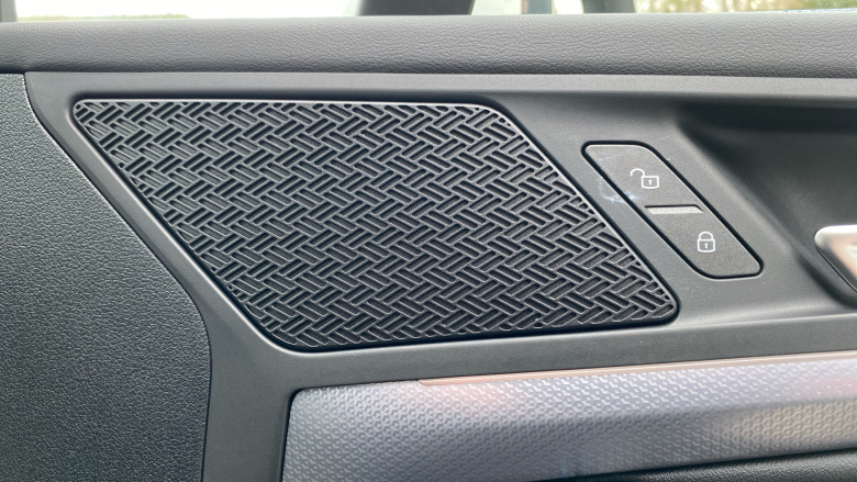 BMW 2 Series 220i MHT M Sport 5dr DCT Petrol Hatchback